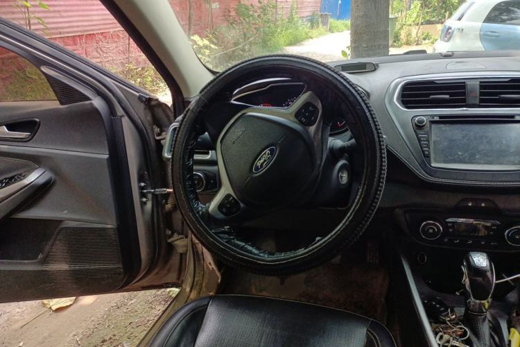 Used Ford Escort 2015 1.5L Automatic Fashion Model Steering Wheel