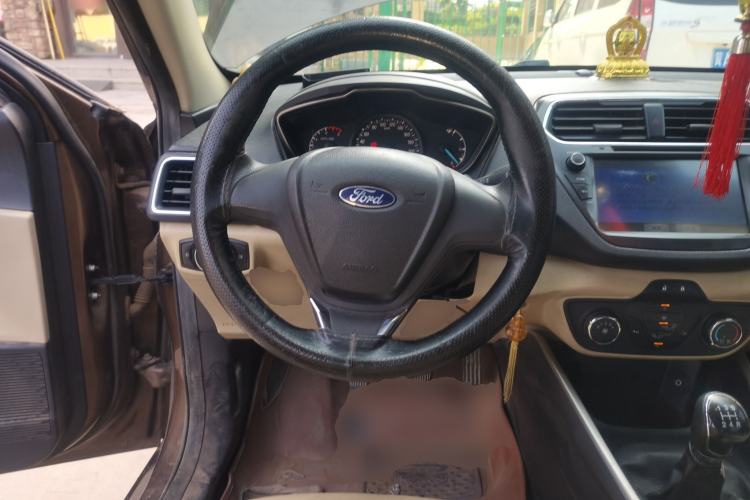 Used Ford Escort 2015 1.5L Manual Comfort Model Steering Wheel