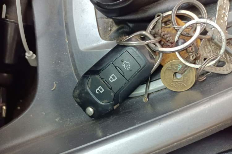 Used Ford Escort 2015 1.5L Automatic Fashion Model Vehicle Key