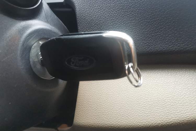 Used Ford Escort 2015 1.5L Automatic Comfort Edition Vehicle Key