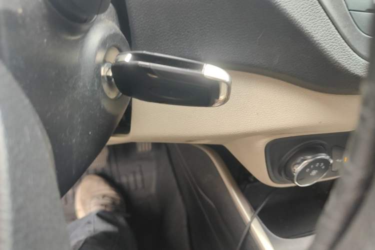 Used Ford Escort 2015 1.5L Automatic Comfort Edition Vehicle Key