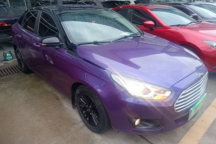 Used Ford Escort 2015 1.5L Automatic Comfort Edition Exterior 1
