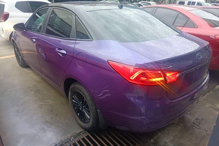 Used Ford Escort 2015 1.5L Automatic Comfort Edition Rear Left 45 Deg