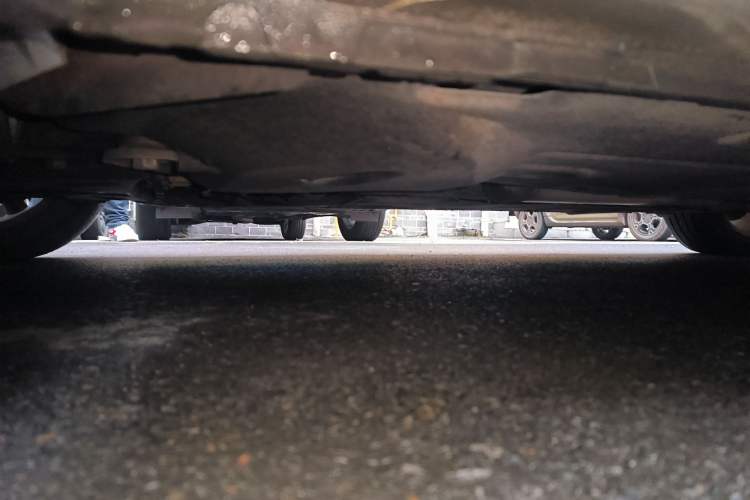 Used Ford Escort 2015 1.5L Automatic Fashion Model Chassis Front Left