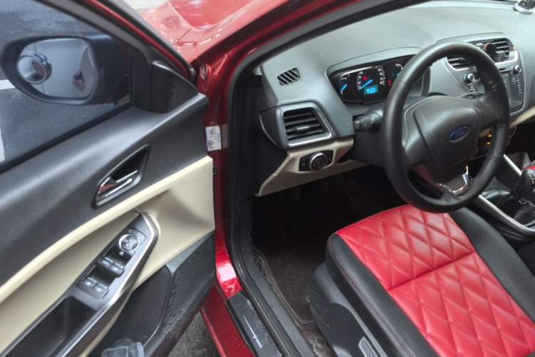 Used Ford Escort 2015 1.5L Manual Comfort Model Driver Seat