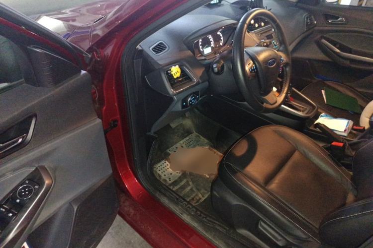 Used Ford Escort 2015 1.5L Automatic Fashion Model Driver Seat