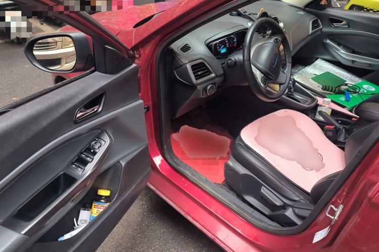 Used Ford Escort 2015 1.5L Automatic Fashion Model Driver Seat