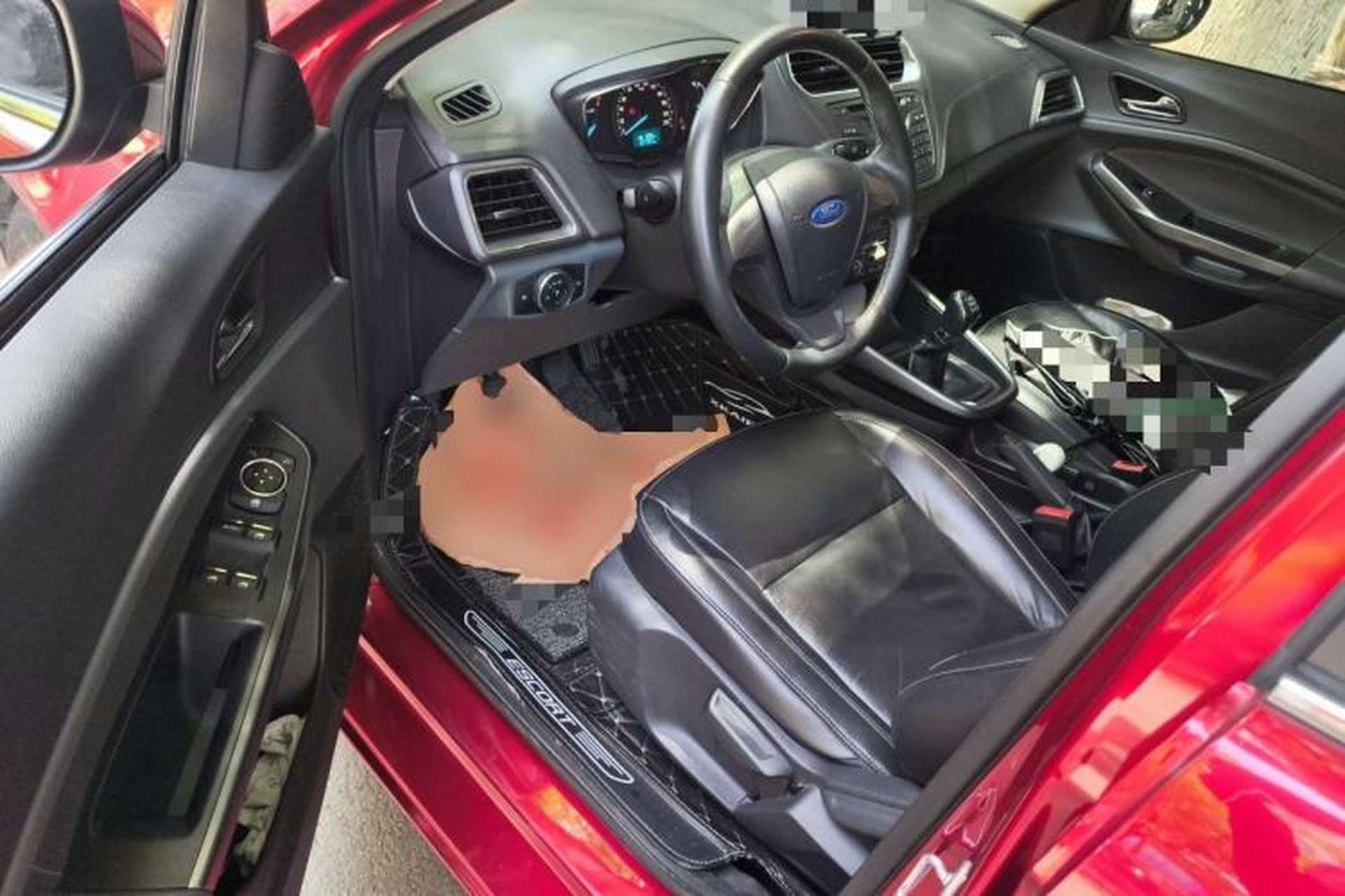 Used Ford Escort 2015 1.5L Manual Fashion Edition Driver Seat