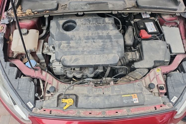 Used Ford Escort 2015 1.5L Automatic Fashion Model Engine Bay