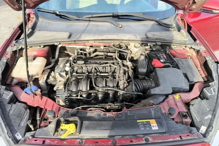 Used Ford Escort 2015 1.5L Automatic Comfort Edition Engine Bay
