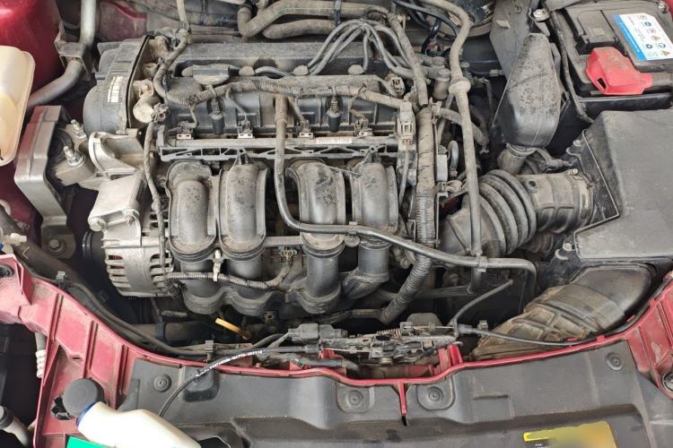 Used Ford Escort 2015 1.5L Automatic Fashion Model Engine Bay