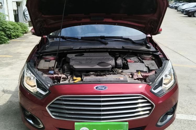 Used Ford Escort 2015 1.5L Automatic Fashion Model Engine Bay