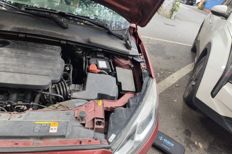 Used Ford Escort 2015 1.5L Manual Comfort Model Engine Bay Left