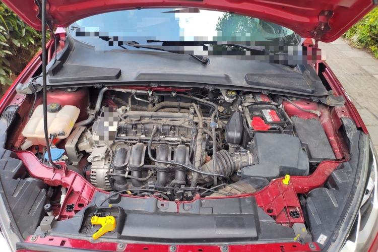 Used Ford Escort 2015 1.5L Automatic Fashion Model Engine Bay