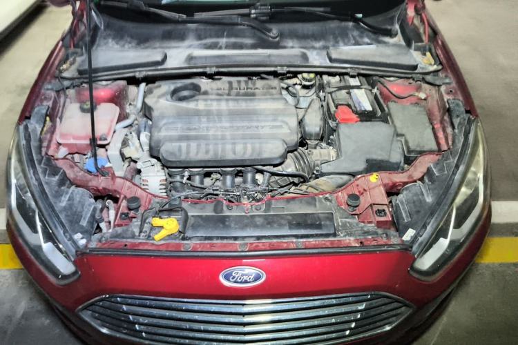 Used Ford Escort 2015 1.5L Automatic Fashion Model Engine Bay