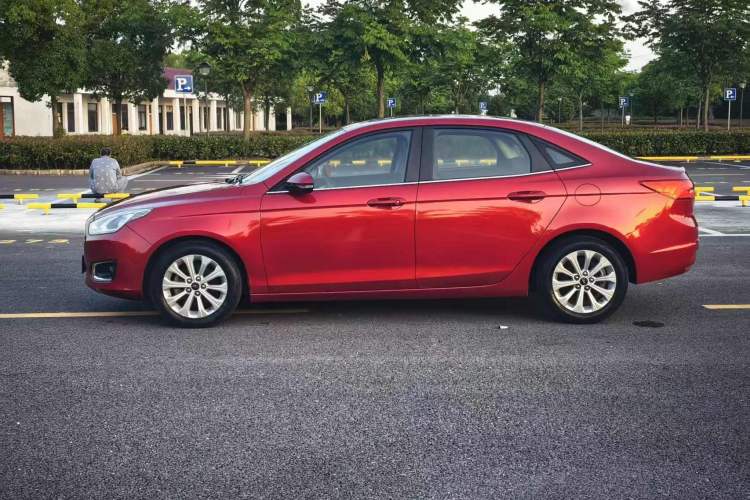 Used Ford Escort 2015 1.5L Automatic Fashion Model Exterior 3