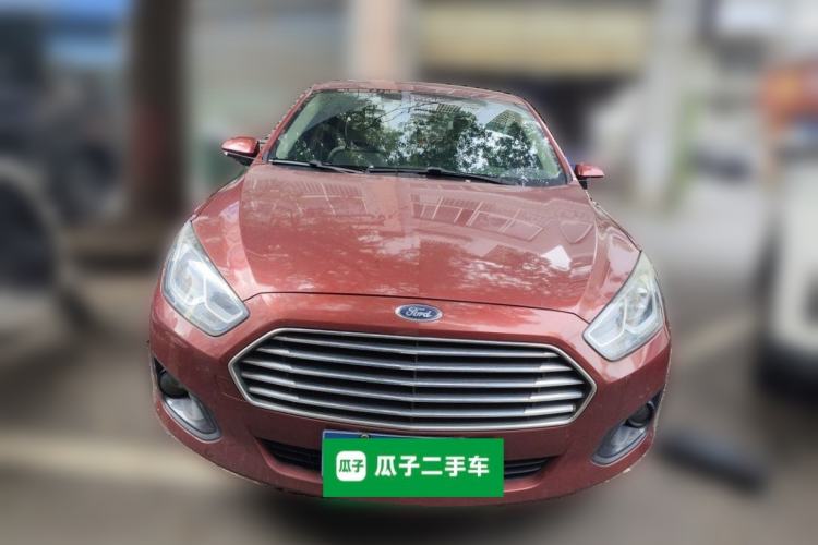 Used Ford Escort 2015 1.5L Manual Comfort Model Front