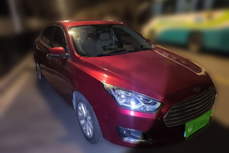 Used Ford Escort 2015 1.5L Automatic Fashion Model Front Right 45 Deg
