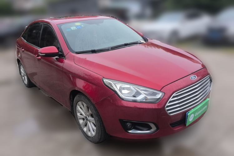 Used Ford Escort 2015 1.5L Automatic Fashion Model Front Right 45 Deg