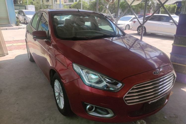 Used Ford Escort 2015 1.5L Automatic Comfort Edition Front Right 45 Deg