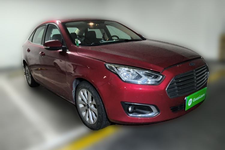 Used Ford Escort 2015 1.5L Automatic Fashion Model Front Right 45 Deg