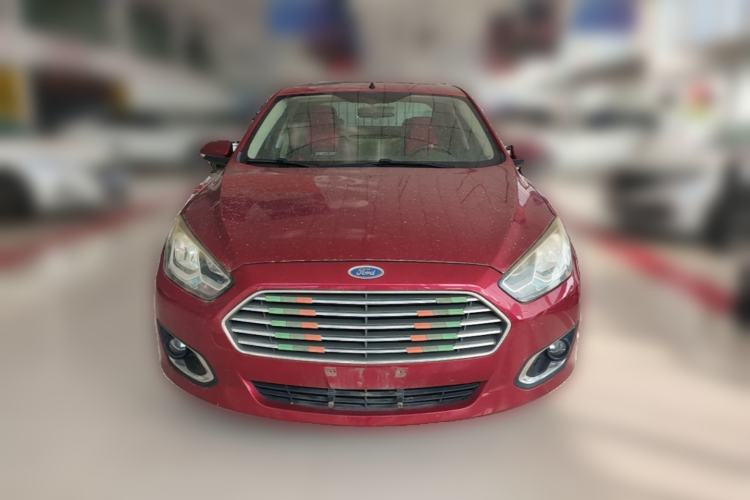 Used Ford Escort 2015 1.5L Manual Fashion Edition Front