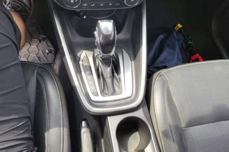 Used Ford Escort 2015 1.5L Automatic Fashion Model Gear Lever
