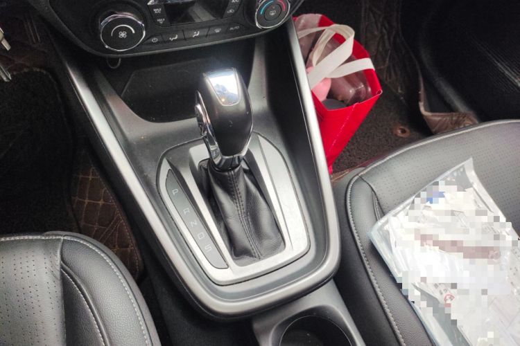 Used Ford Escort 2015 1.5L Automatic Fashion Model Gear Lever