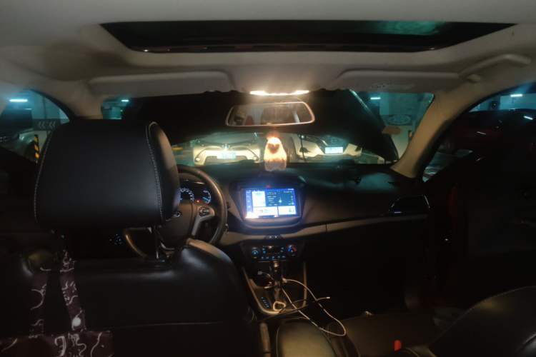 Used Ford Escort 2015 1.5L Automatic Fashion Model Headliner