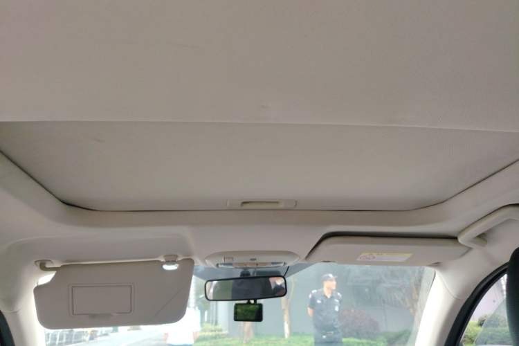 Used Ford Escort 2015 1.5L Automatic Fashion Model Headliner