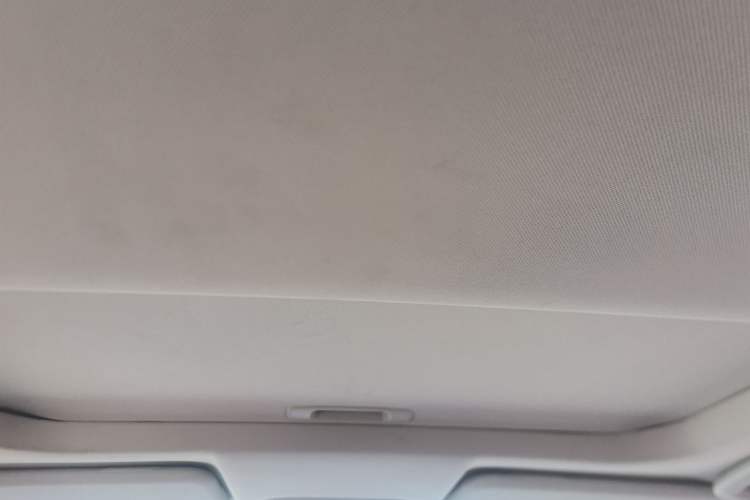 Used Ford Escort 2015 1.5L Automatic Fashion Model Headliner