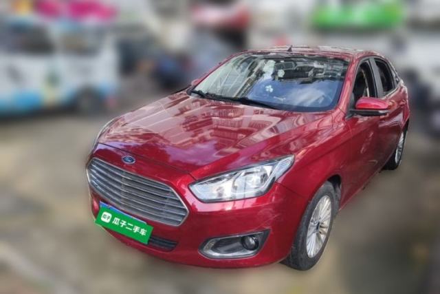 Ojetý Ford Escort 2015 1.5L Automatic Comfort Edition