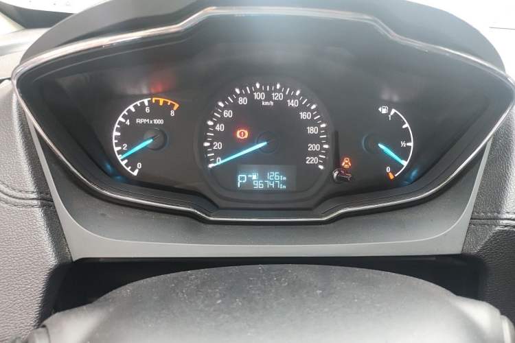 Used Ford Escort 2015 1.5L Automatic Fashion Model Instrument Cluster
