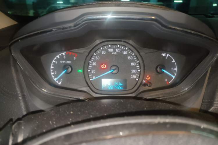 Used Ford Escort 2015 1.5L Automatic Fashion Model Instrument Cluster