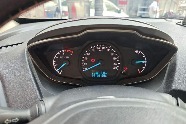Used Ford Escort 2015 1.5L Automatic Comfort Edition Instrument Cluster
