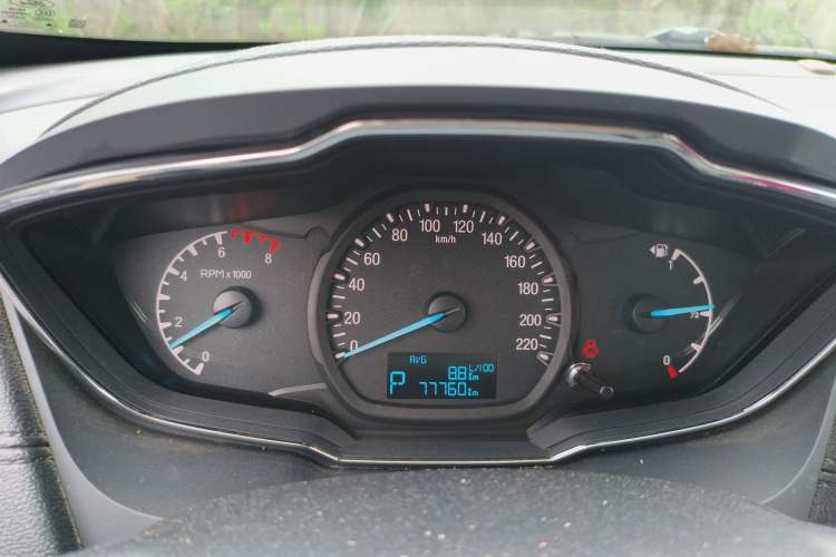 Used Ford Escort 2015 1.5L Automatic Fashion Model Instrument Cluster