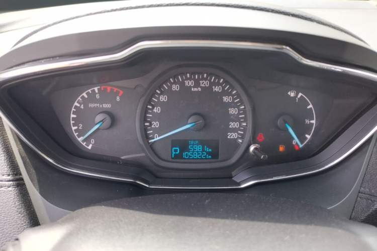Used Ford Escort 2015 1.5L Automatic Fashion Model Instrument Cluster