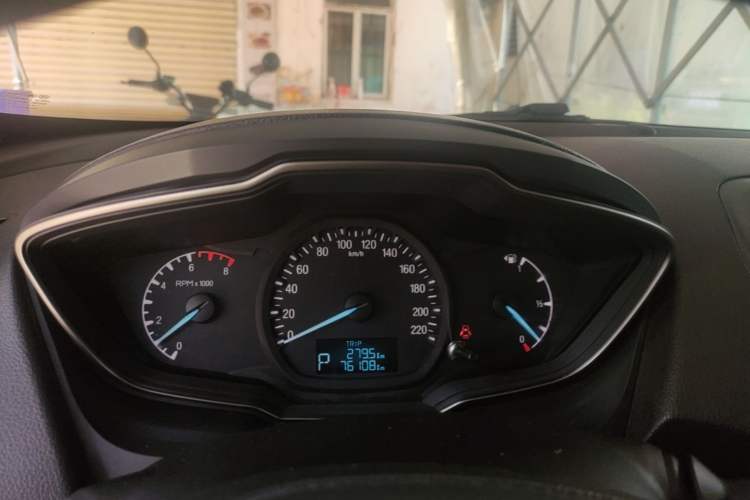 Used Ford Escort 2015 1.5L Automatic Comfort Edition Instrument Cluster