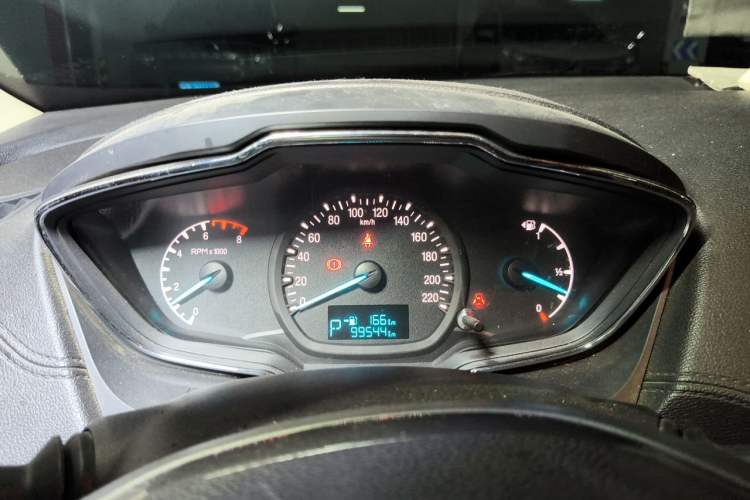 Used Ford Escort 2015 1.5L Automatic Fashion Model Instrument Cluster
