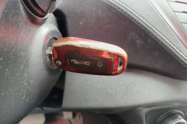 Used Ford Escort 2015 1.5L Automatic Fashion Model Interior 1