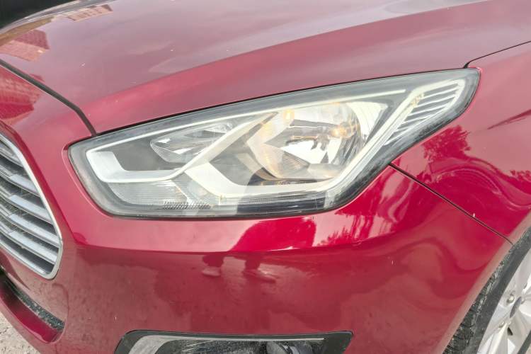 Used Ford Escort 2015 1.5L Automatic Fashion Model Left Front Headlight