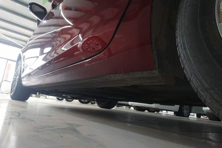 Used Ford Escort 2015 1.5L Automatic Comfort Edition Left Side Sill