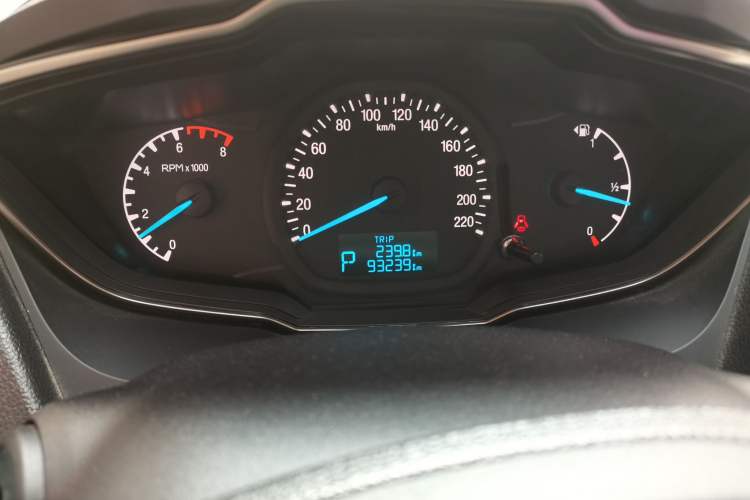 Used Ford Escort 2015 1.5L Automatic Comfort Edition Odometer Close Up