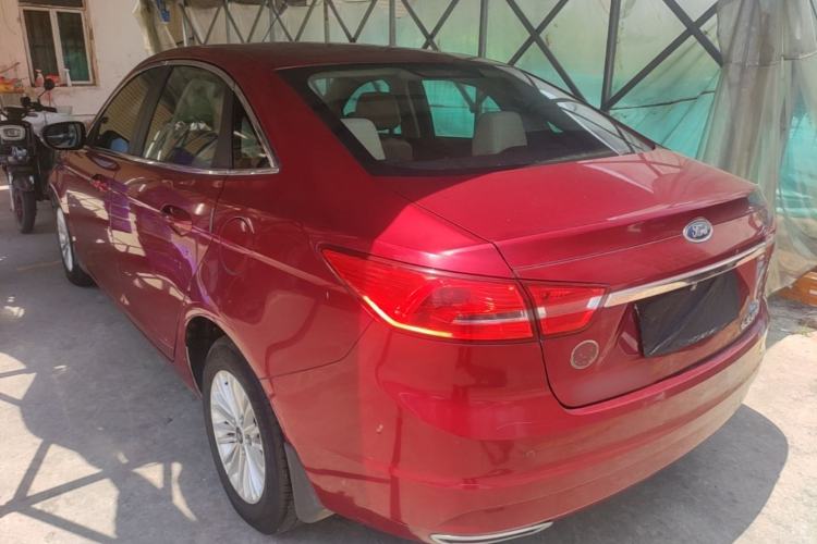 Used Ford Escort 2015 1.5L Automatic Comfort Edition Rear Left 45 Deg