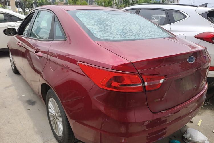 Used Ford Escort 2015 1.5L Manual Comfort Model Rear Left 45 Deg