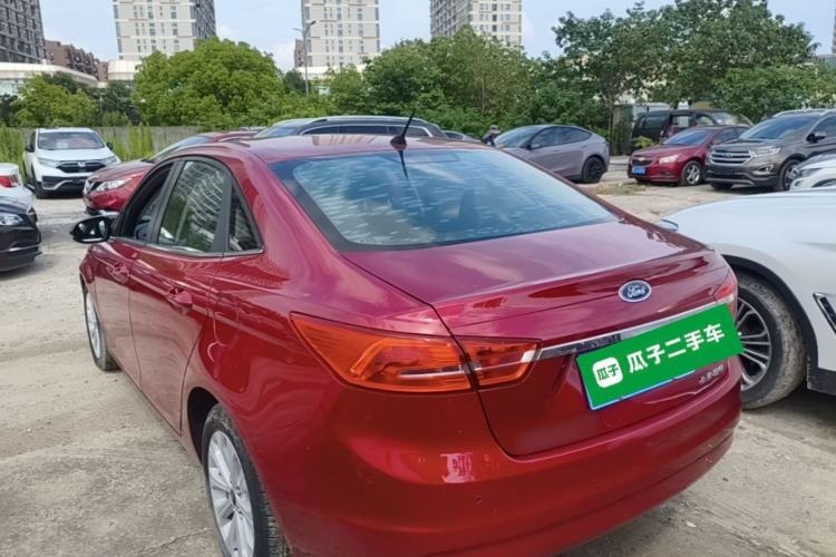 Used Ford Escort 2015 1.5L Automatic Fashion Model Rear Left 45 Deg