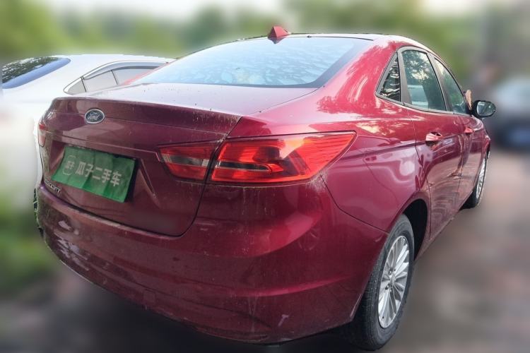 Used Ford Escort 2015 1.5L Manual Comfort Model Rear Right 45 Deg