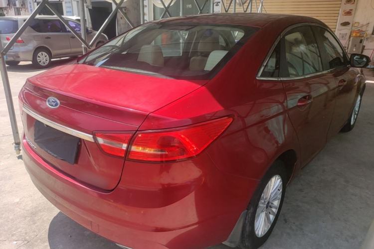 Used Ford Escort 2015 1.5L Automatic Comfort Edition Rear Right 45 Deg