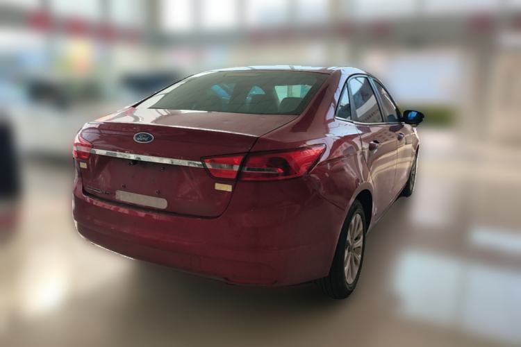 Used Ford Escort 2015 1.5L Manual Fashion Edition Rear Right 45 Deg