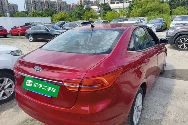 Used Ford Escort 2015 1.5L Automatic Fashion Model Rear Right 45 Deg